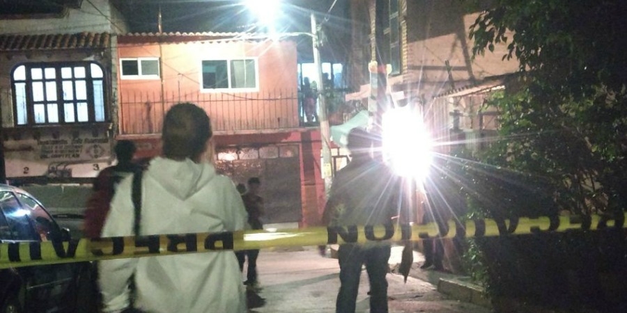 Tres hombres asesinados a balazos fueron hallados en un departamento, en Chipitlán