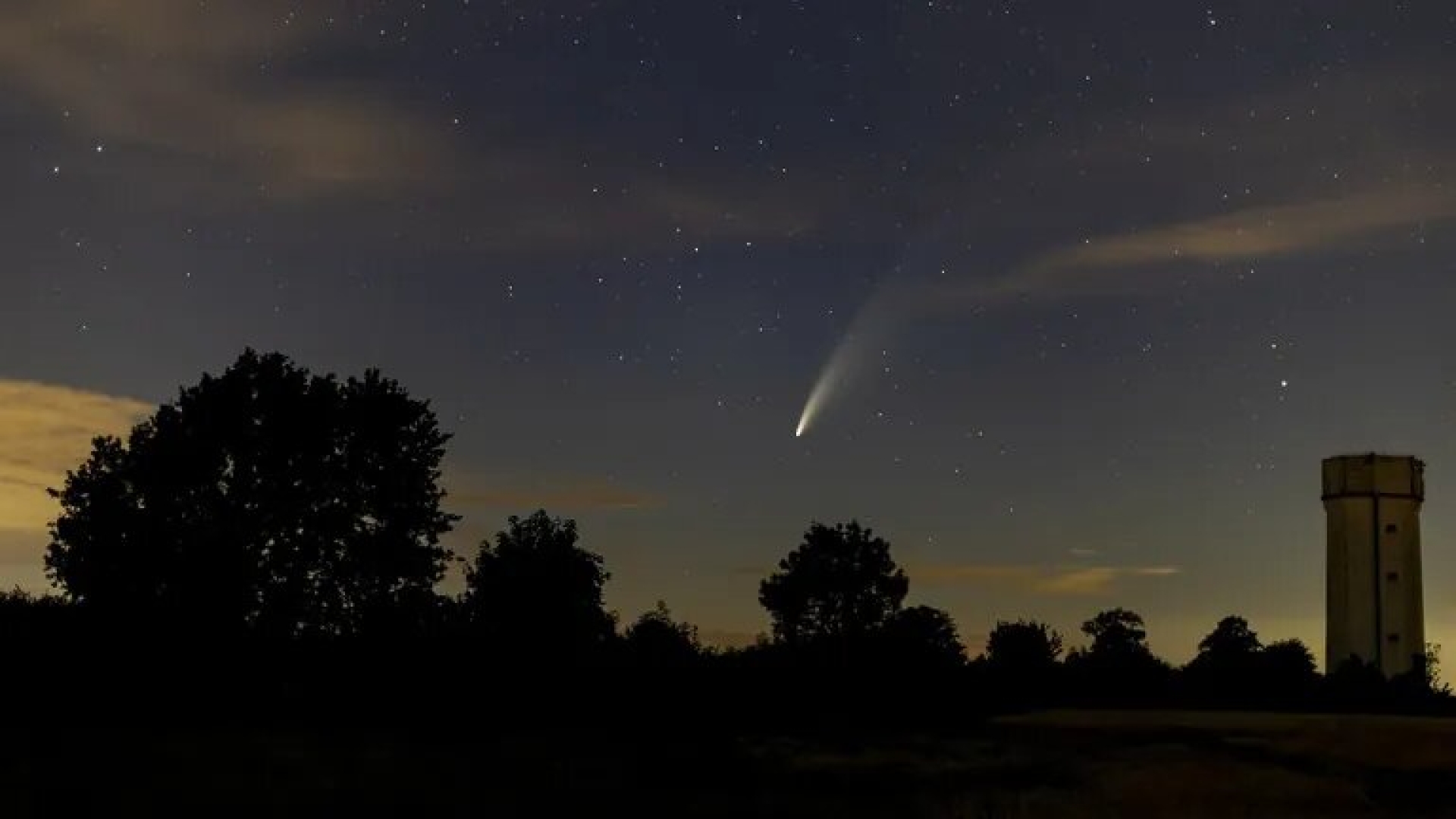 El 'cometa del siglo' se aproxima a la Tierra este sábado