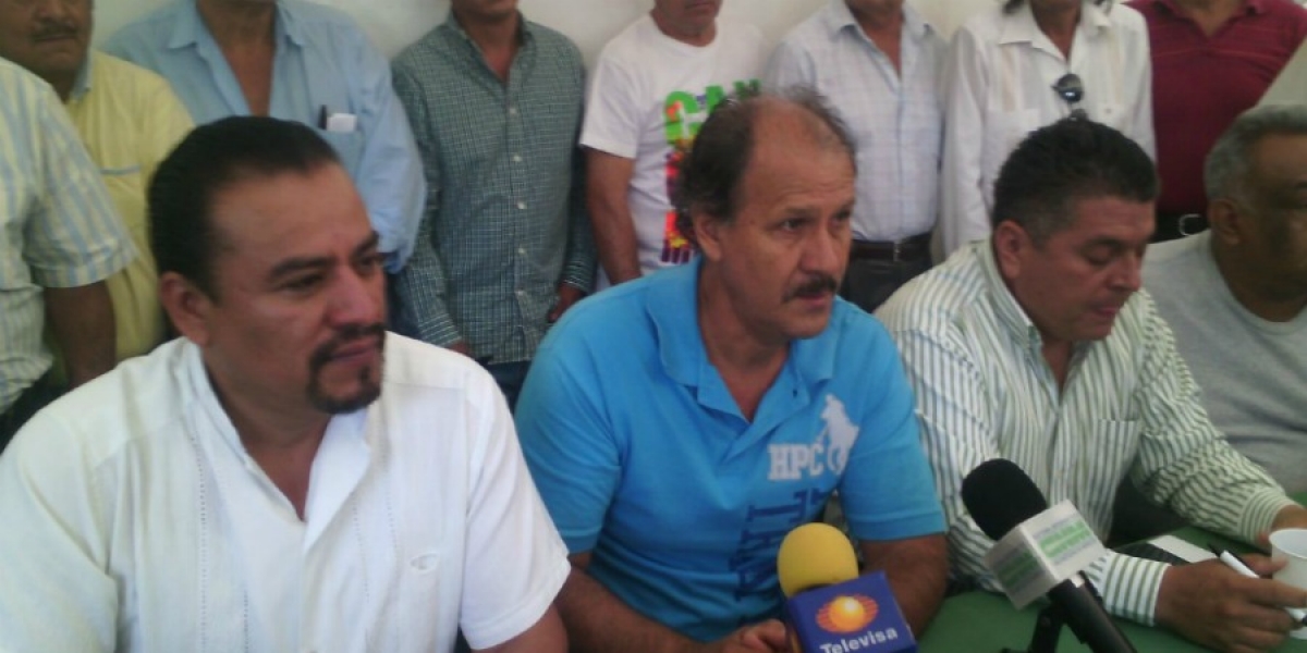 Se reúnen transportistas; fijan acuerdos respecto a acciones de protesta