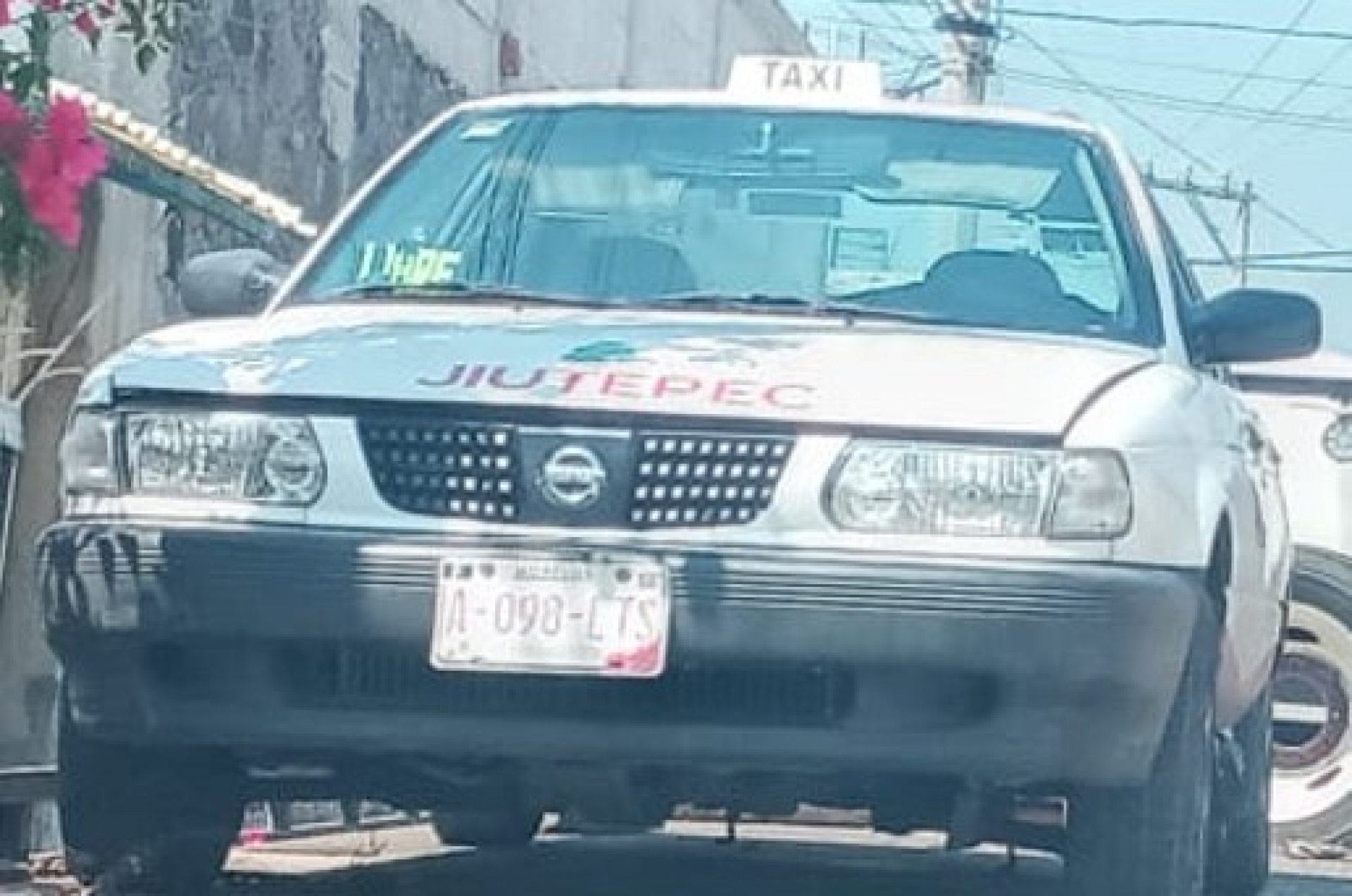 En casos distintos, hallan tres autos robados