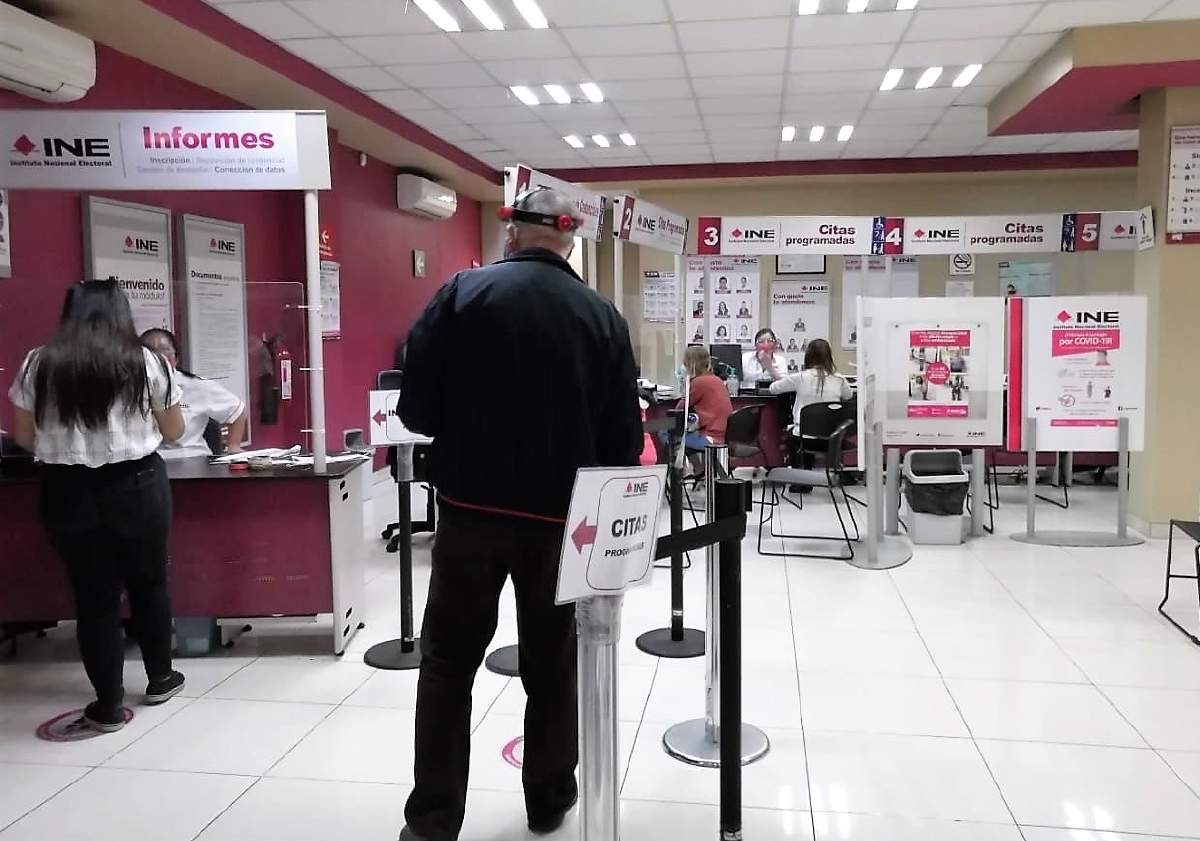 Exhortan a renovar credenciales del INE vencidas a partir de este mes