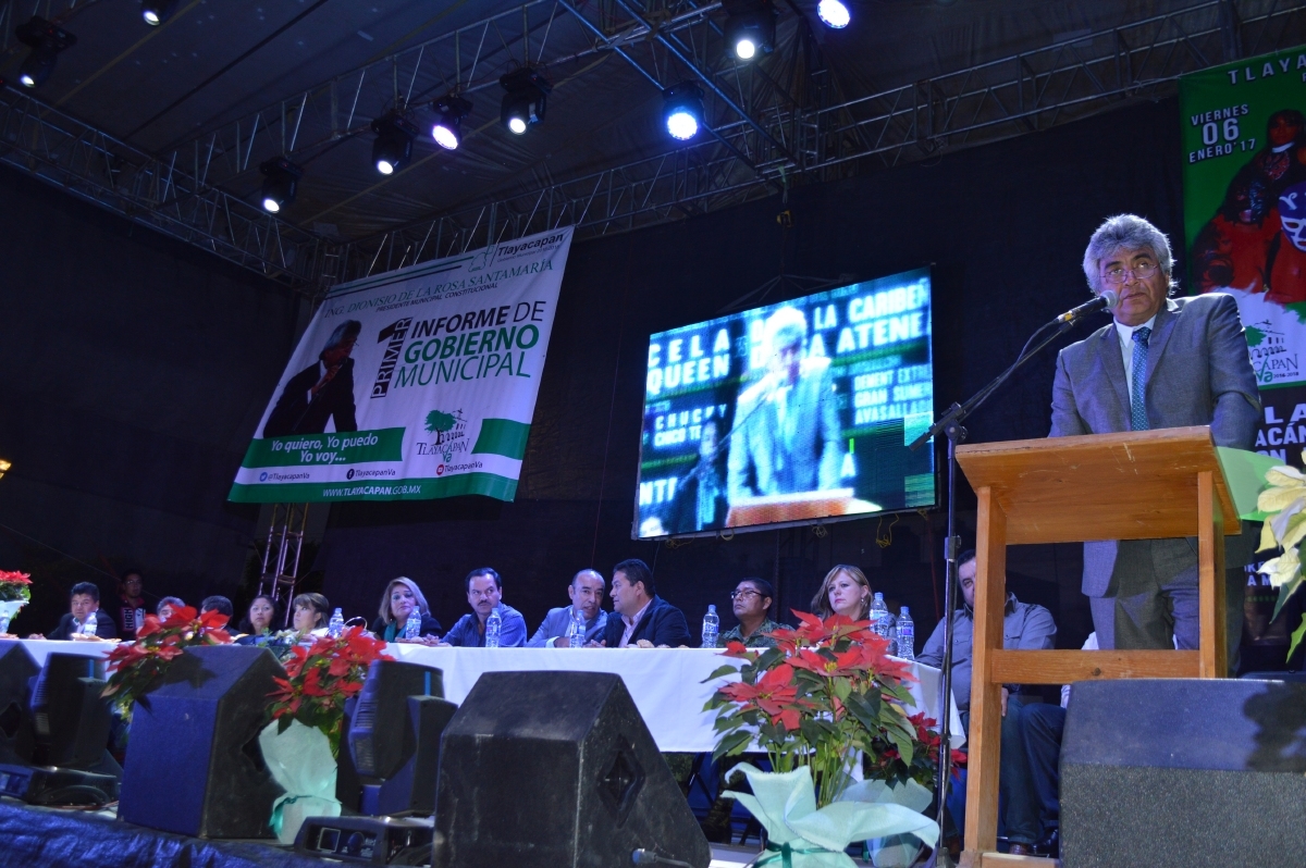 Dionisio de la Rosa Santamaría rindió su primer informe de gobierno