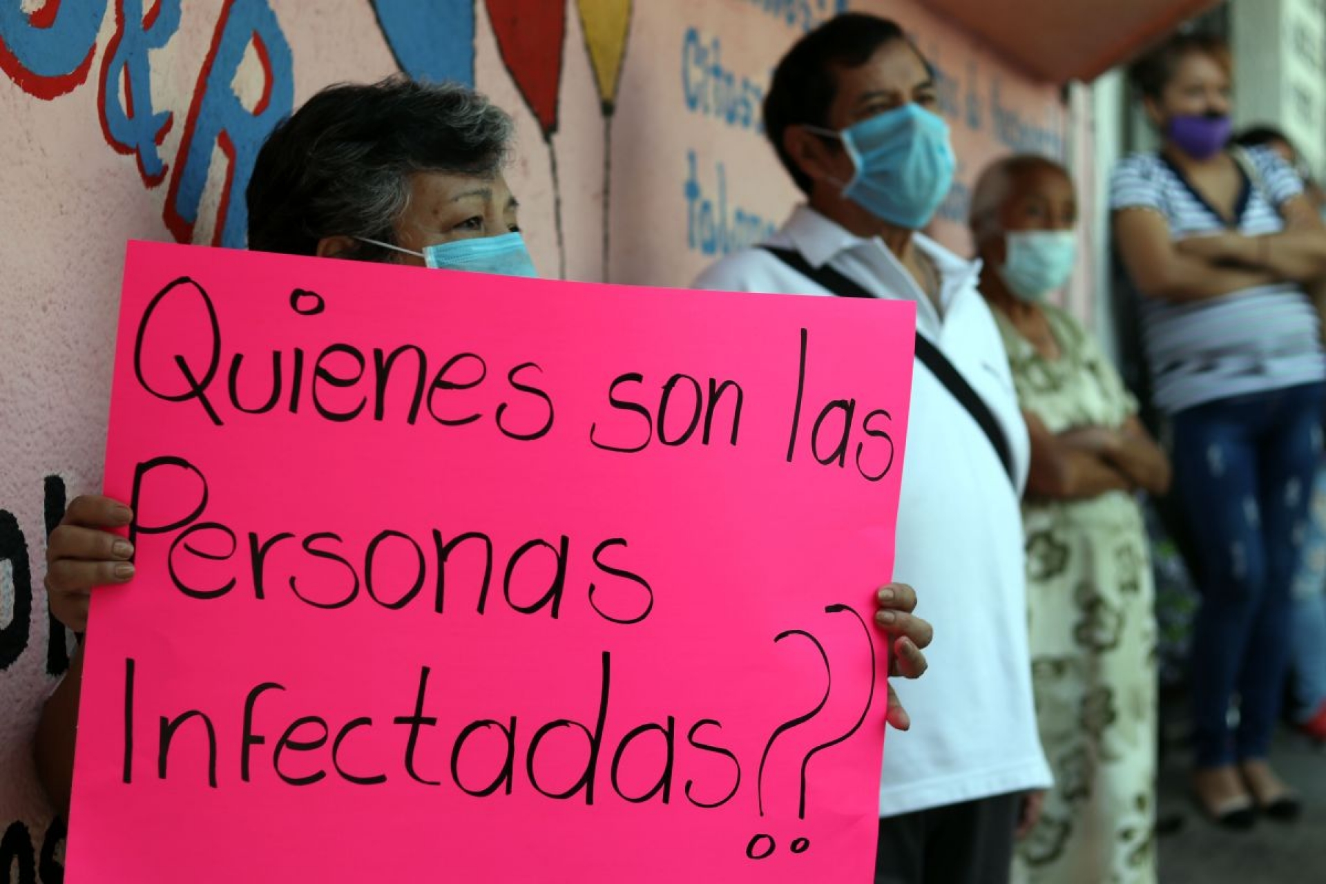 Rechazan vecinos cifras sobre niveles de contagio