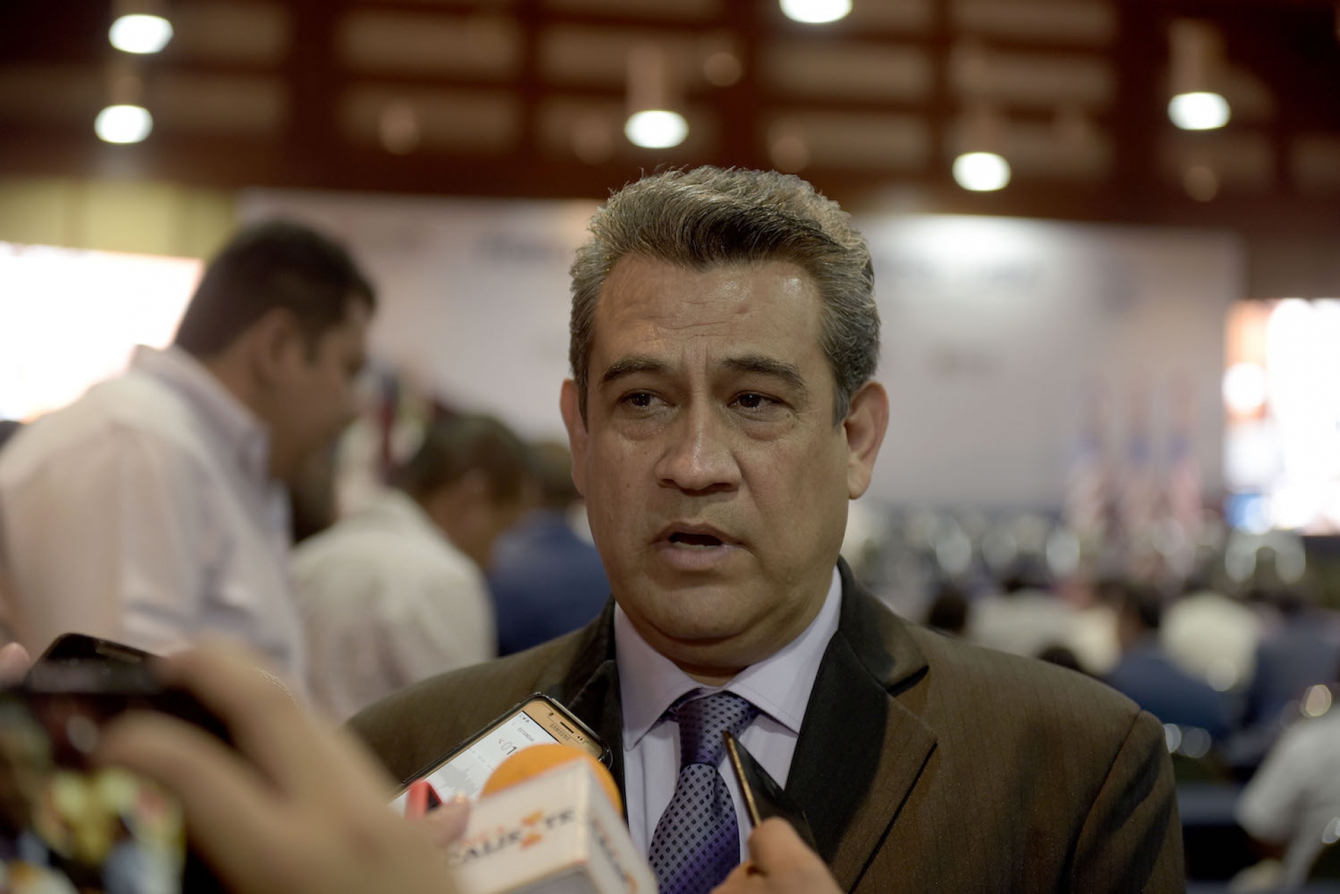 Confirman múltiples irregularidades en regularización de taxis