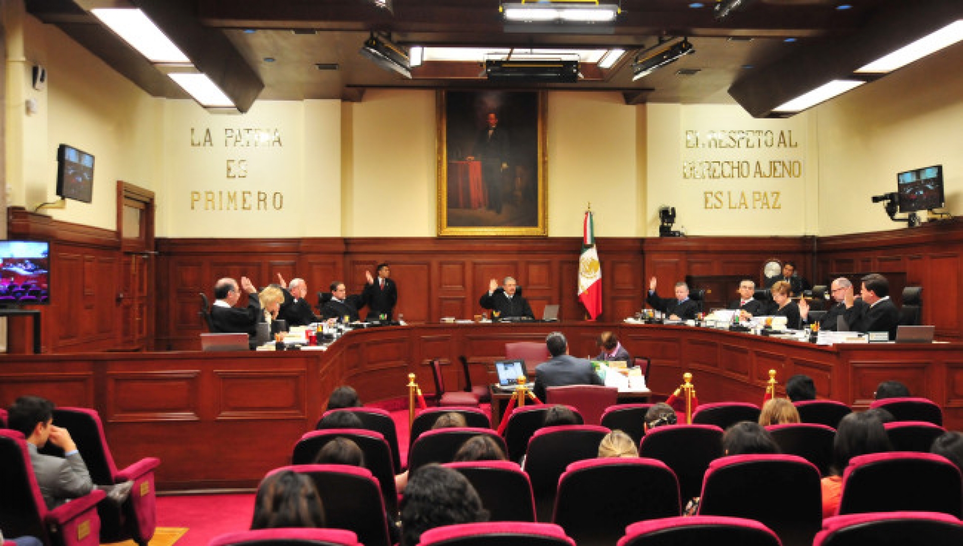 TSJ va contra Congreso y Poder Ejecutivo