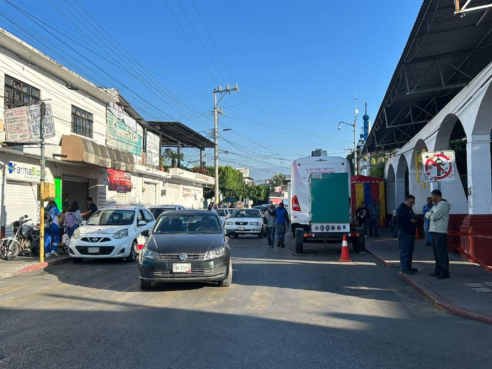 Agreden a tiros a dos individuos en Tejalpa