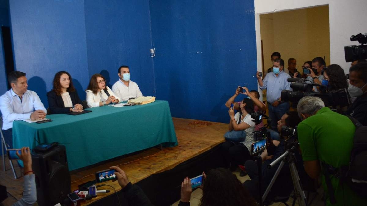 Confirma ayuntamiento 32 denuncias en contra de ex servidores públicos