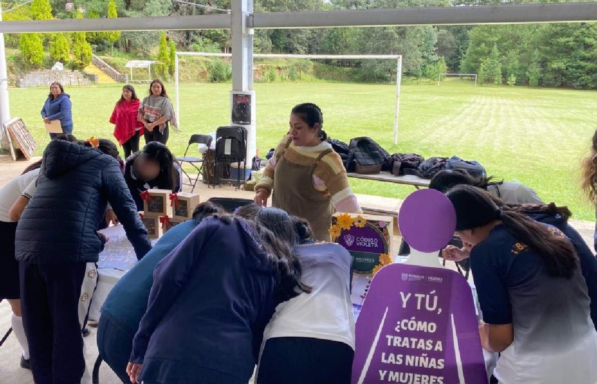 Realizan Feria de Valores en Bachilleres de Hueyapan
