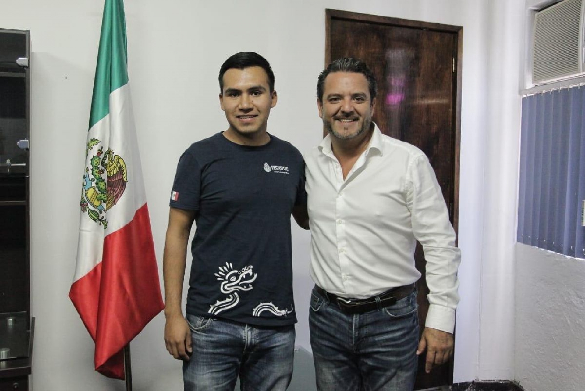 Apoyan Villalobos y regidores a joven de Cuernavaca para estancia en la NASA