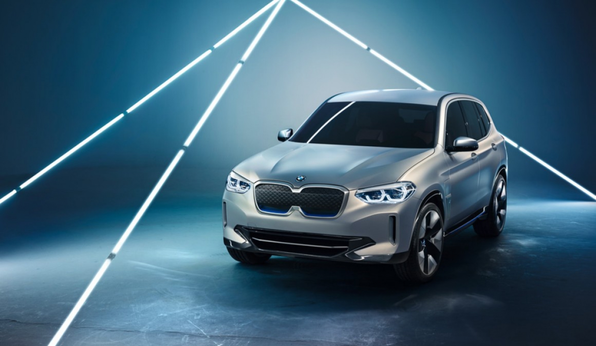 BMW presenta Concept iX3, su primer SUV 100% eléctrico