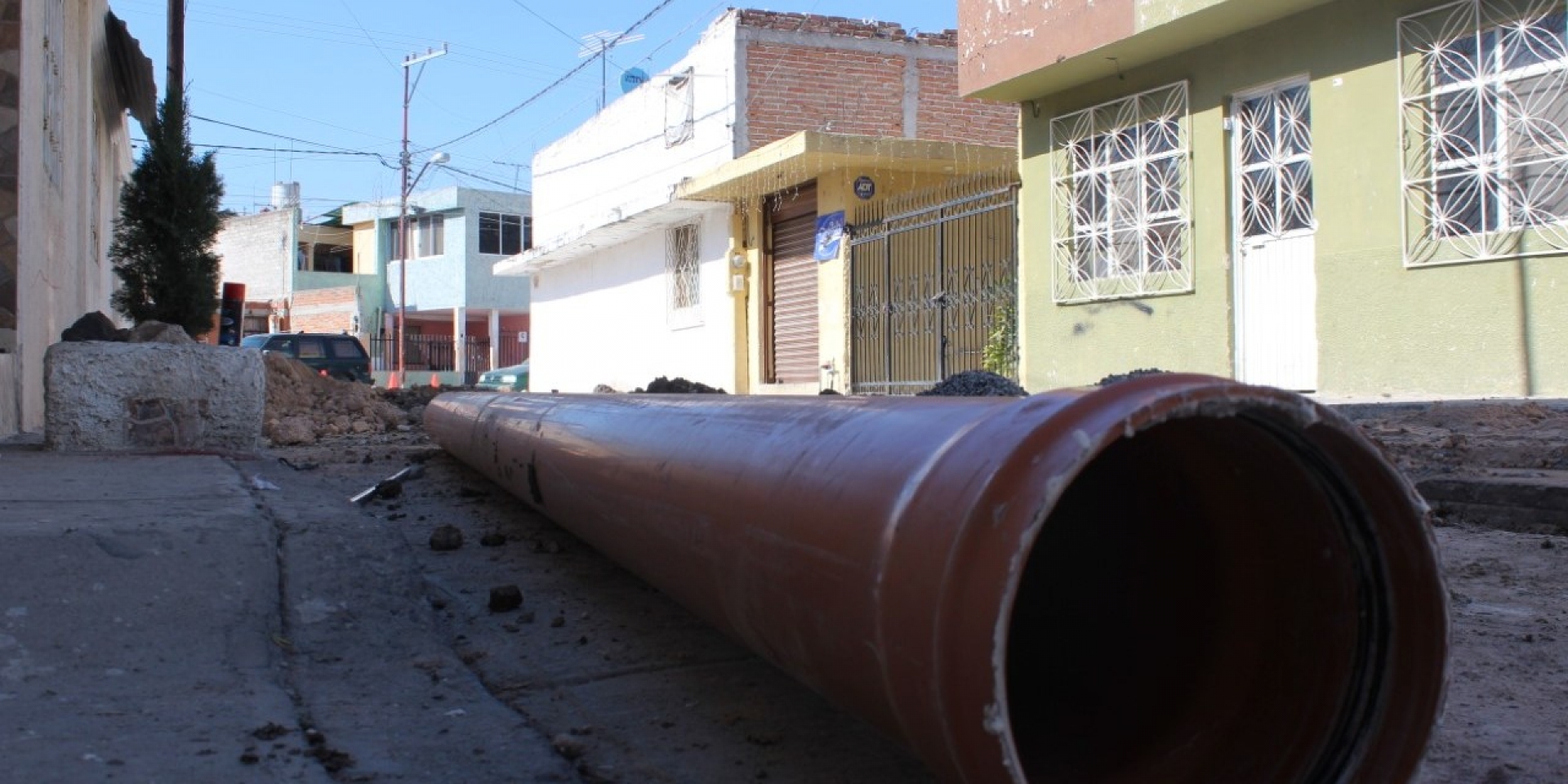 Necesario, dotar de servicios públicos ala población