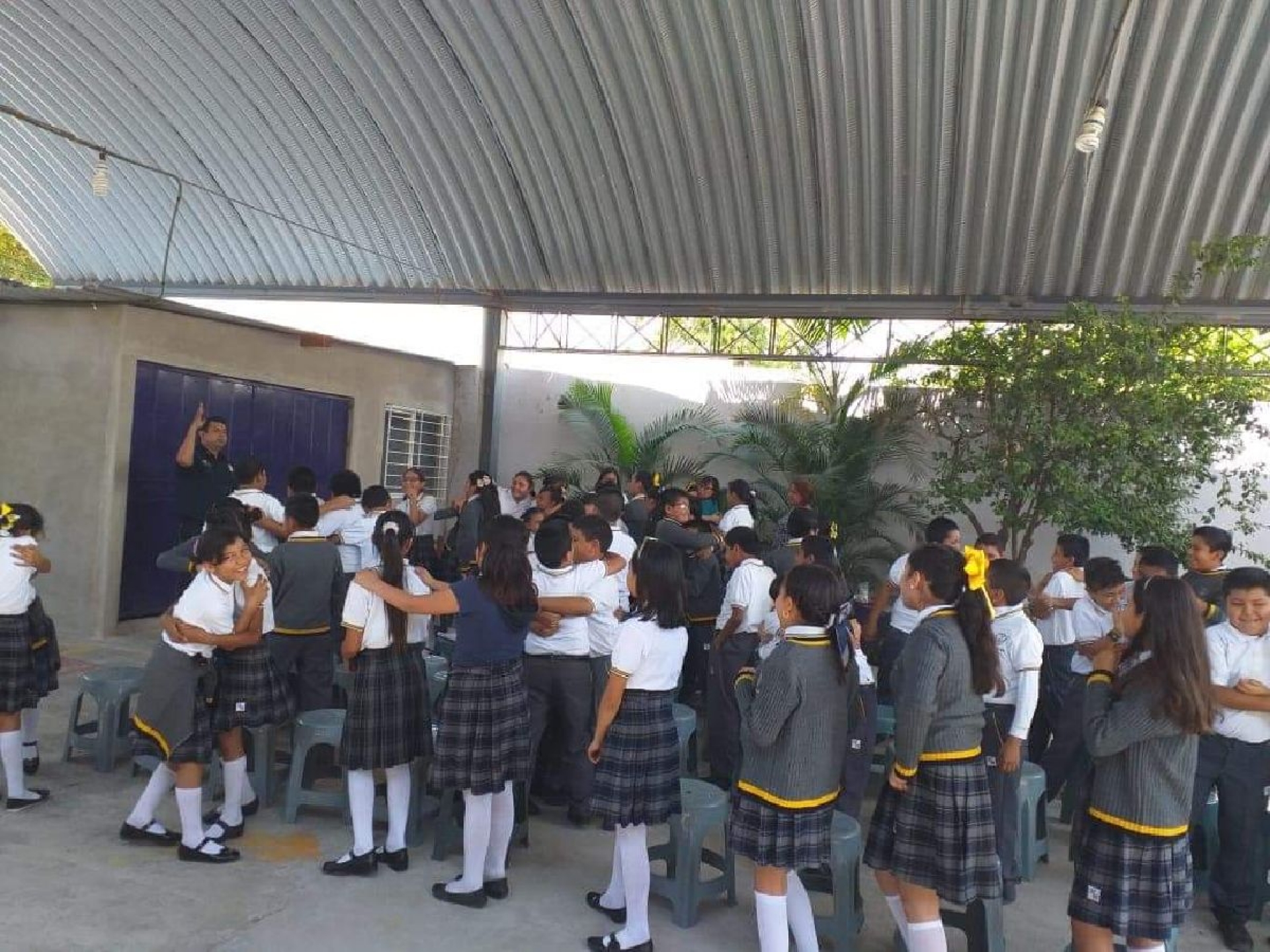 Imparten pláticas a estudiantes de Jantetelco para combatir el acoso escolar