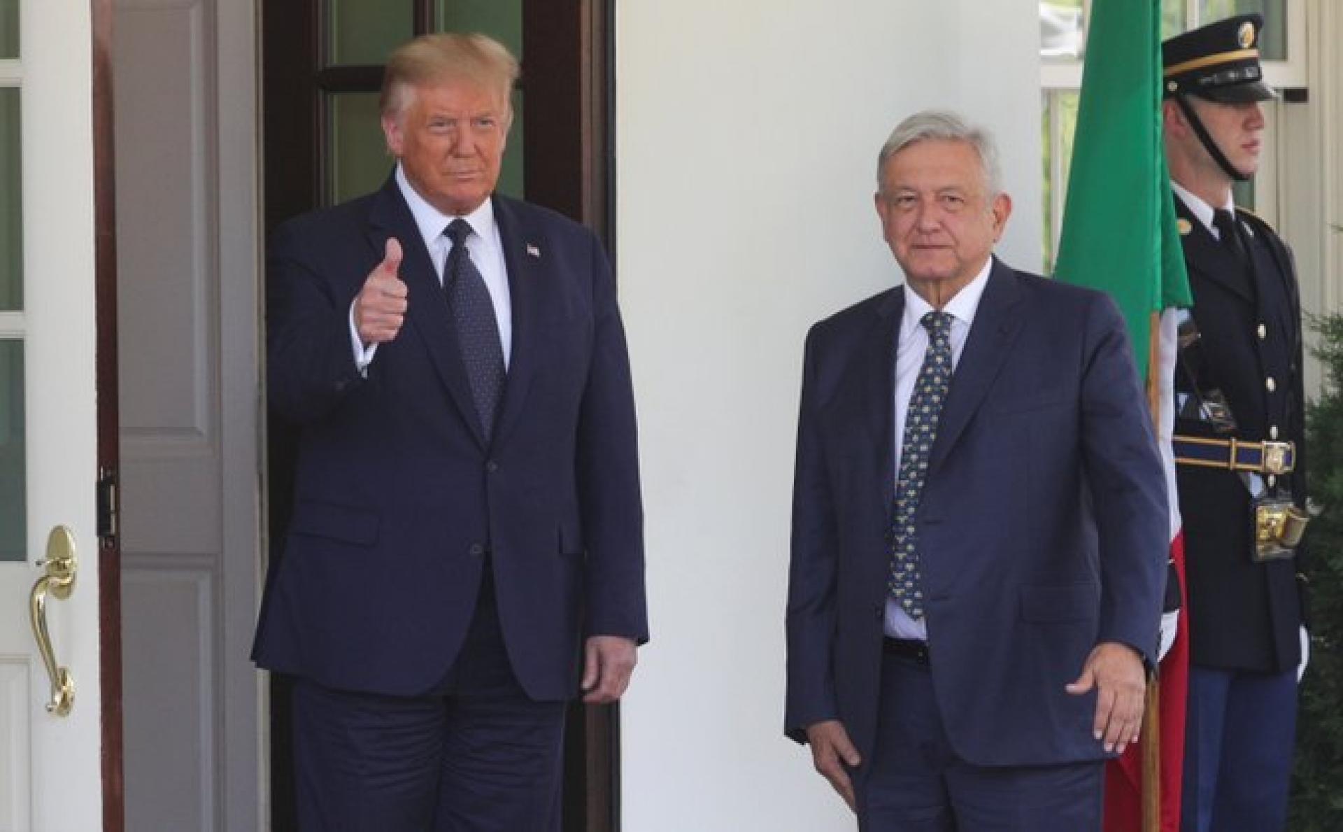 López Obrador llega a la Casa Blanca para su reunión con Donald Trump