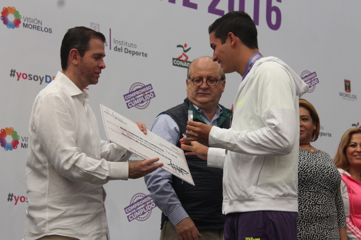 Entregan Premio Estatal del Deporte 2016