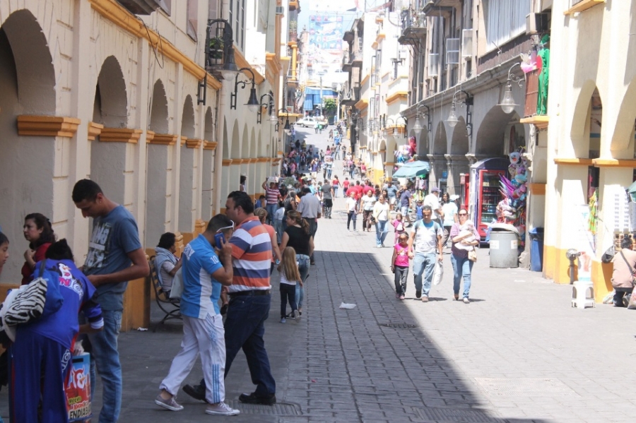 Comerciantes insisten en reabrir la calle Guerrero al tránsito vehicular