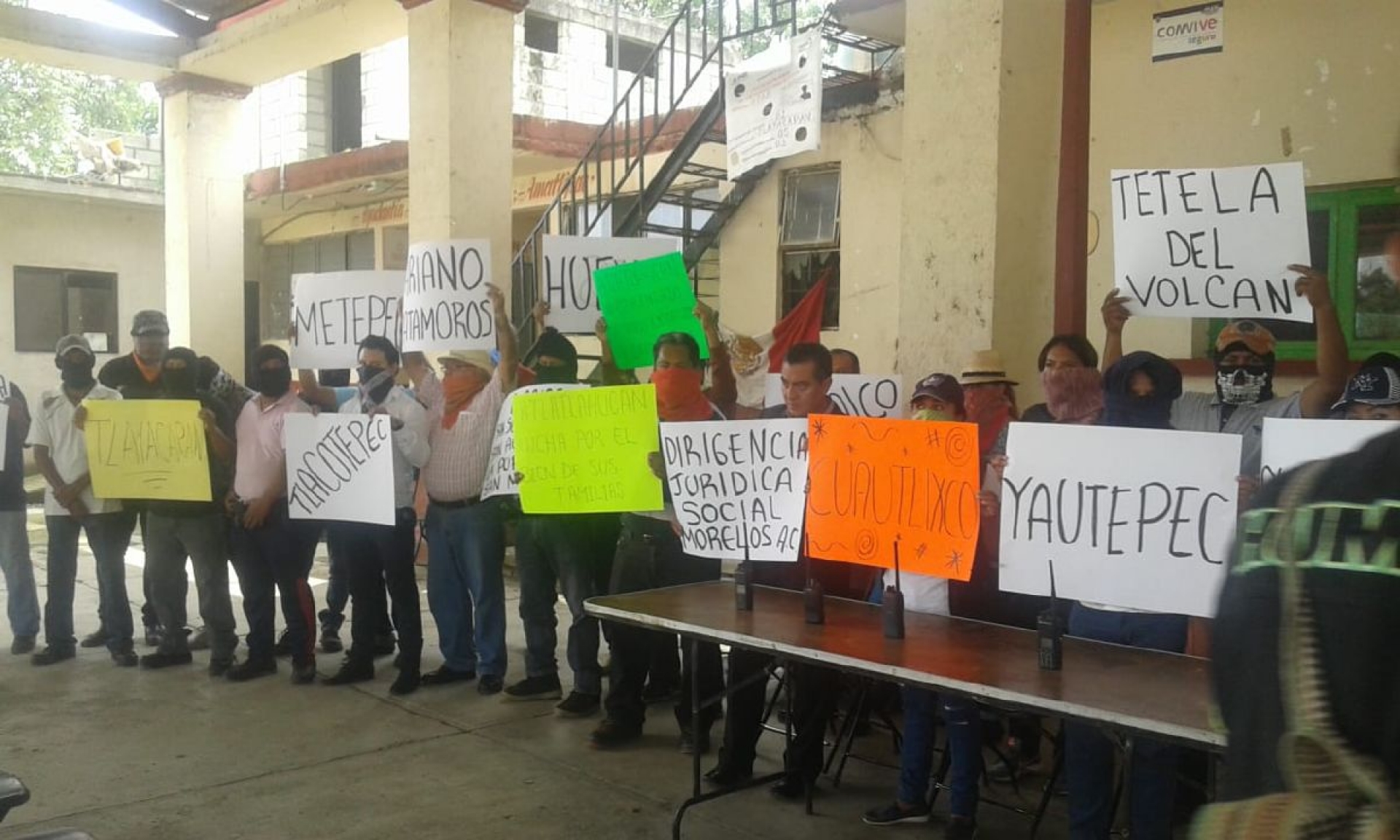Forman frente común autodefensas en la región oriente