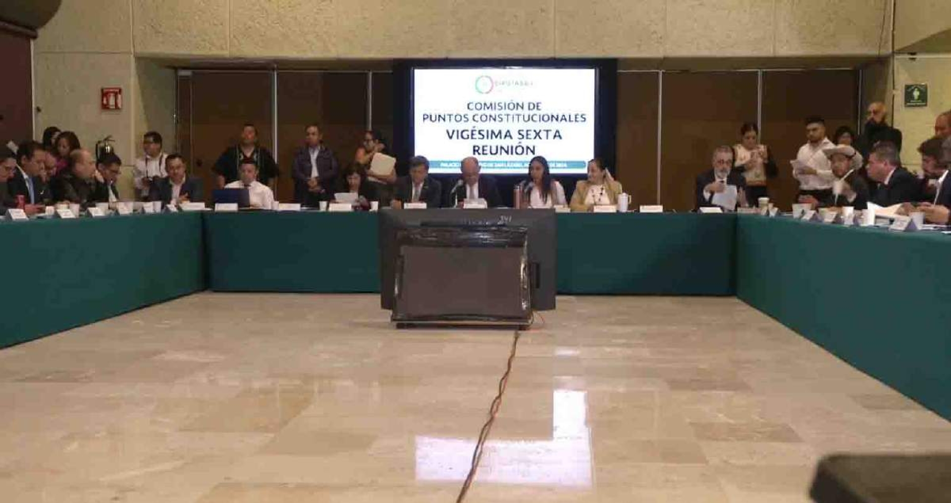 Avanza reforma para aplicar prisión preventiva a extorsión