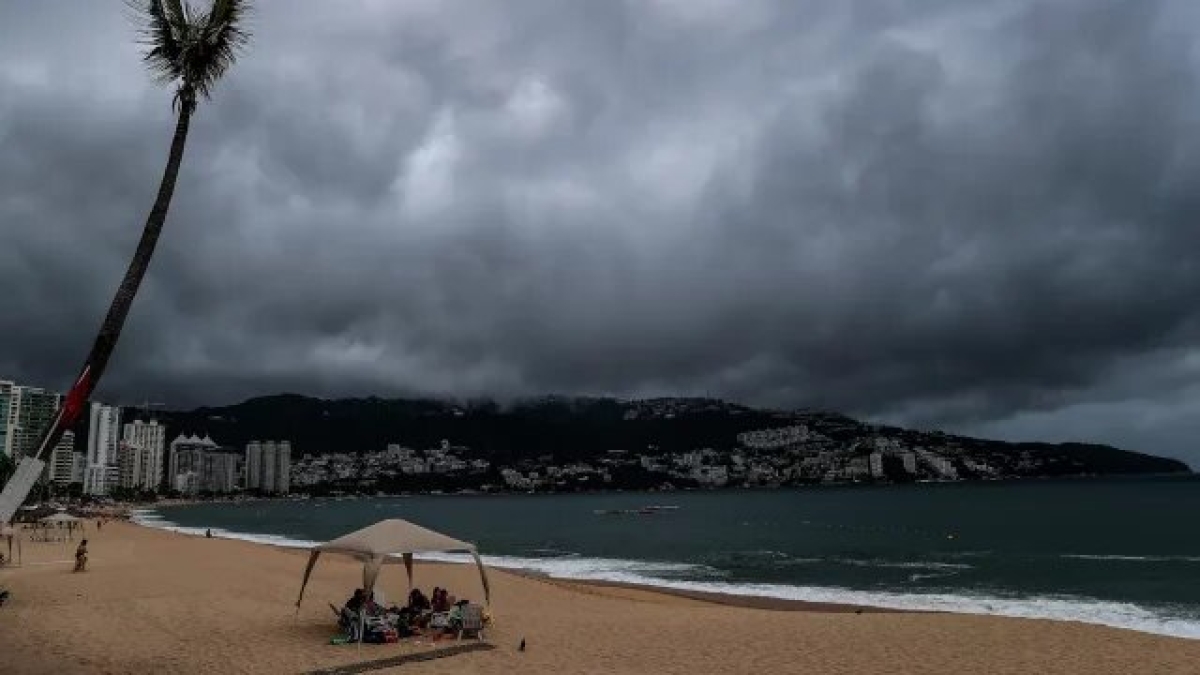 'Hilary' activa la primera alerta de tormenta tropical en California