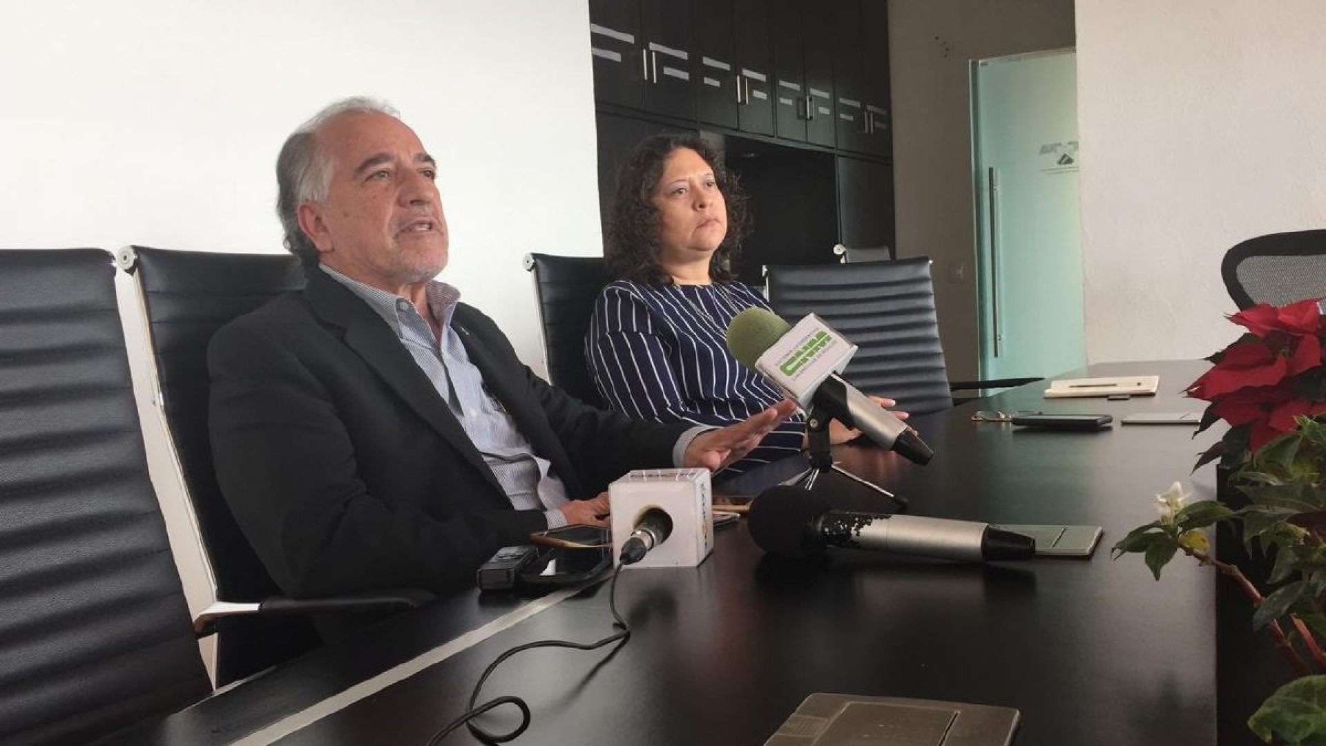 Rector pide a trabajadores esperar respuesta del nuevo gobierno federal para rescate financiero de la UAEM