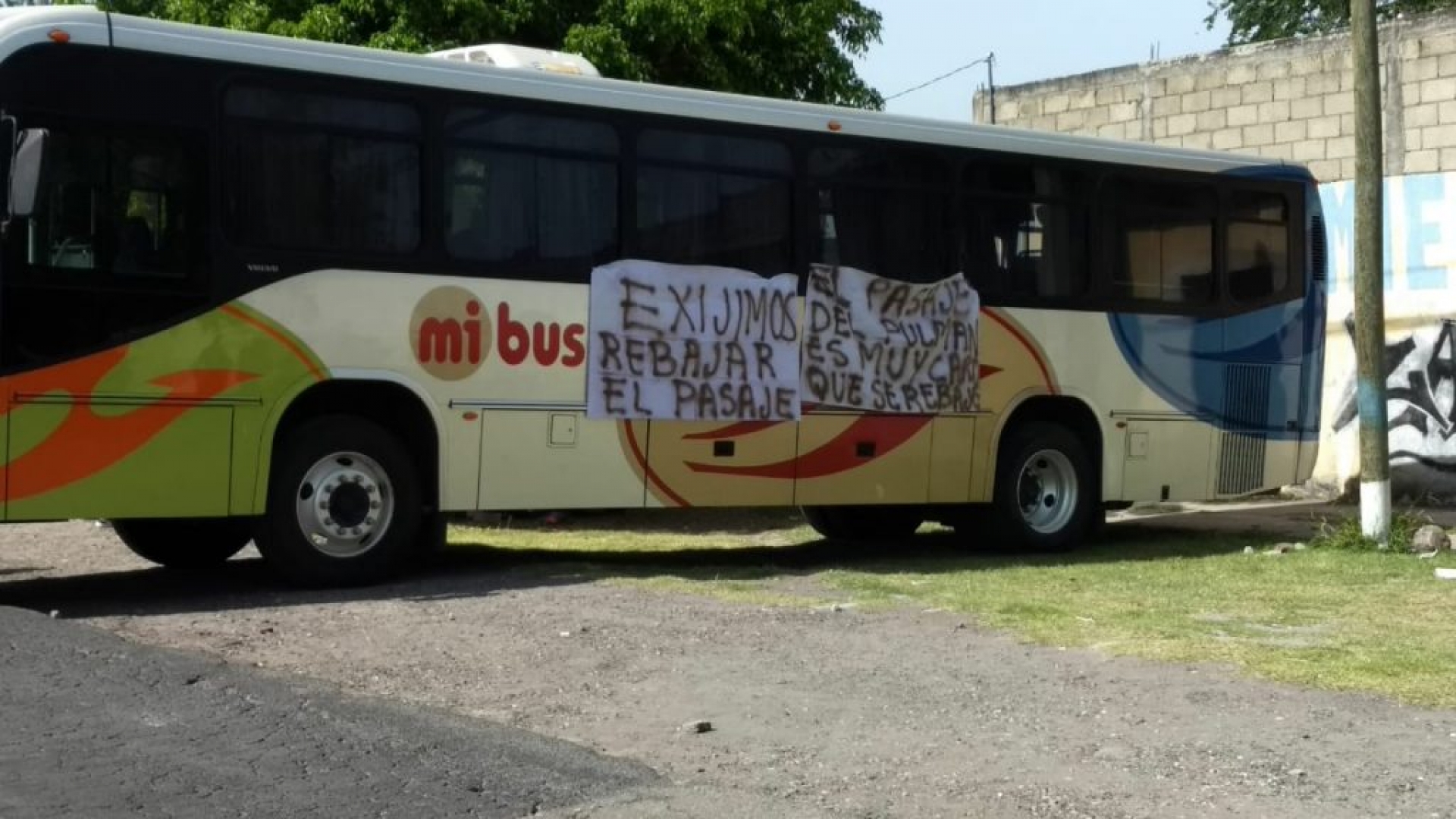 Logran acuerdo Pullman y vecinos de Xoxocotla: reducen costo de pasaje