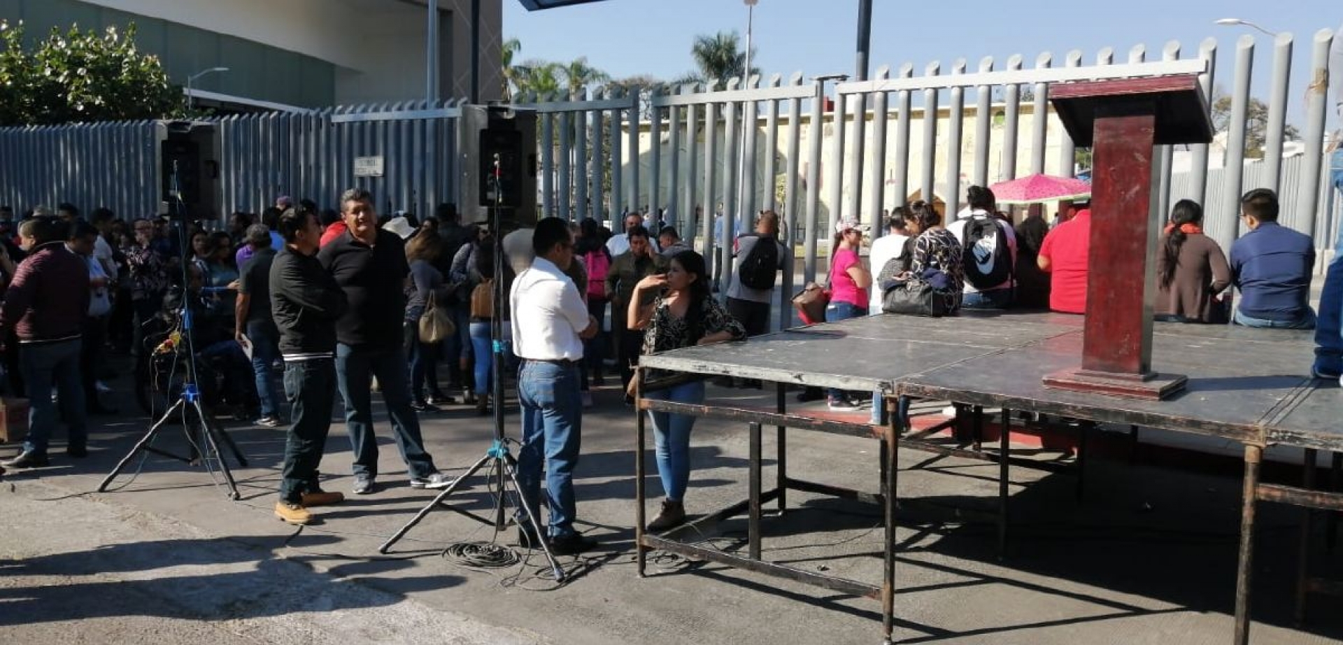 Postura de municipios divide al Congreso