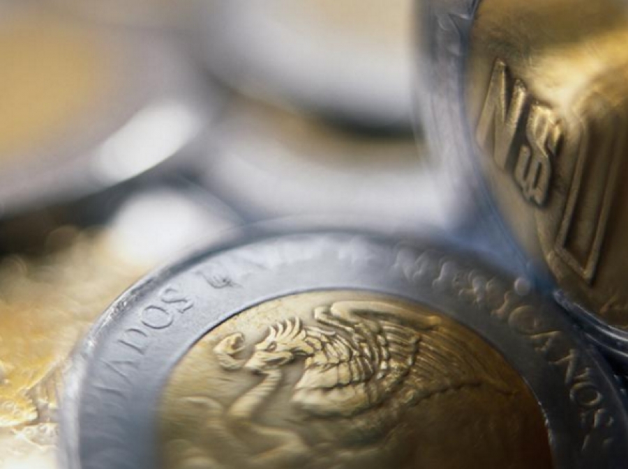 El peso tiene descalabro histórico; la moneda sufre golpe externo