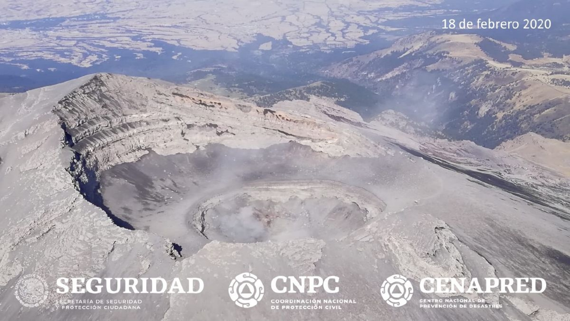 Sin cambios, el cráter del Popocatépetl: Cenapred