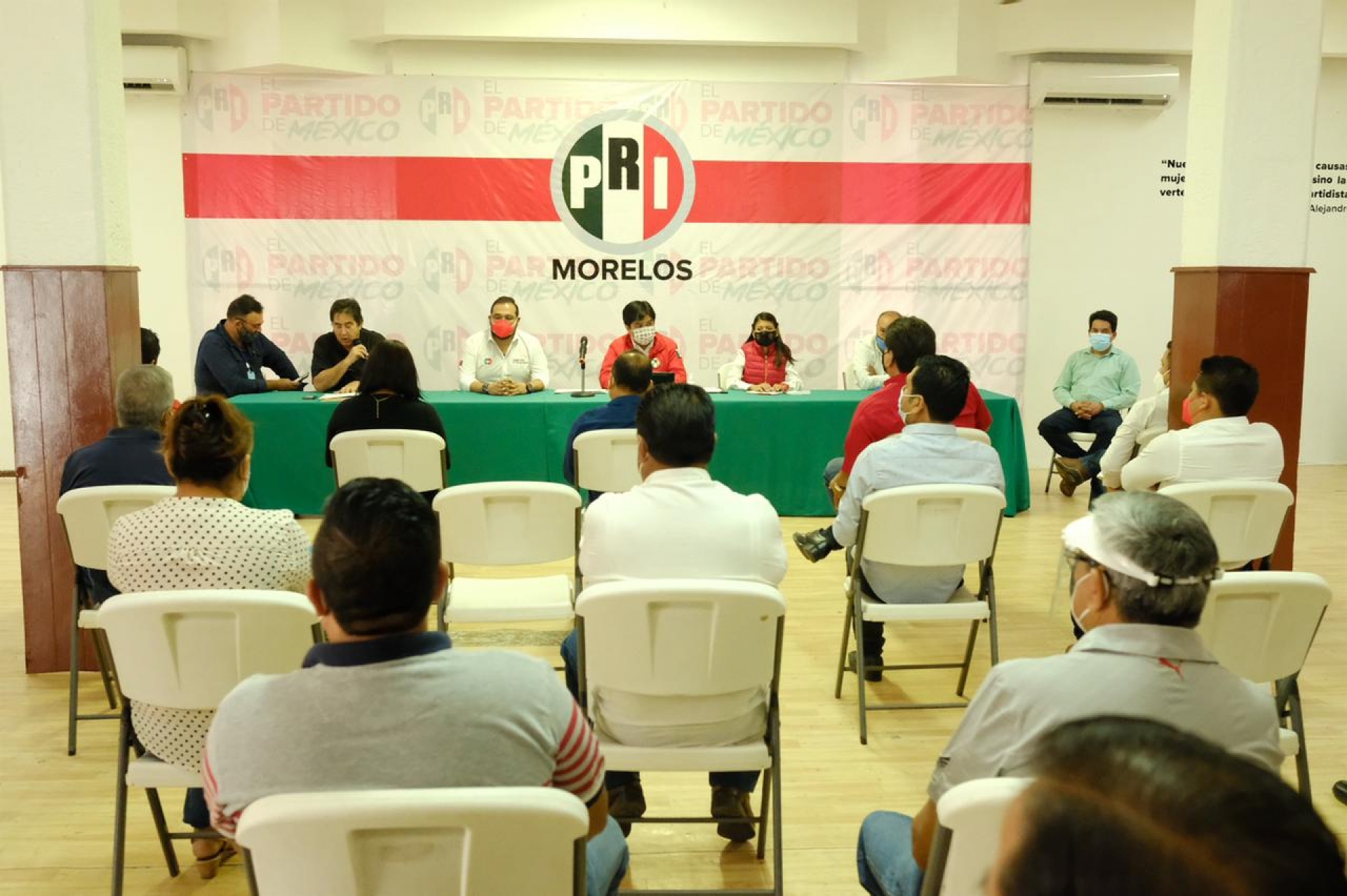Repiten tres candidatos del PRI a presidencias municipales