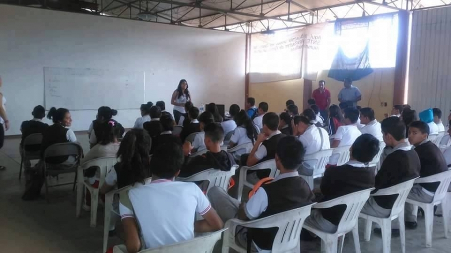 Realizan la Feria Integral de la Juventud en la Secundaria 8 en Tetecala