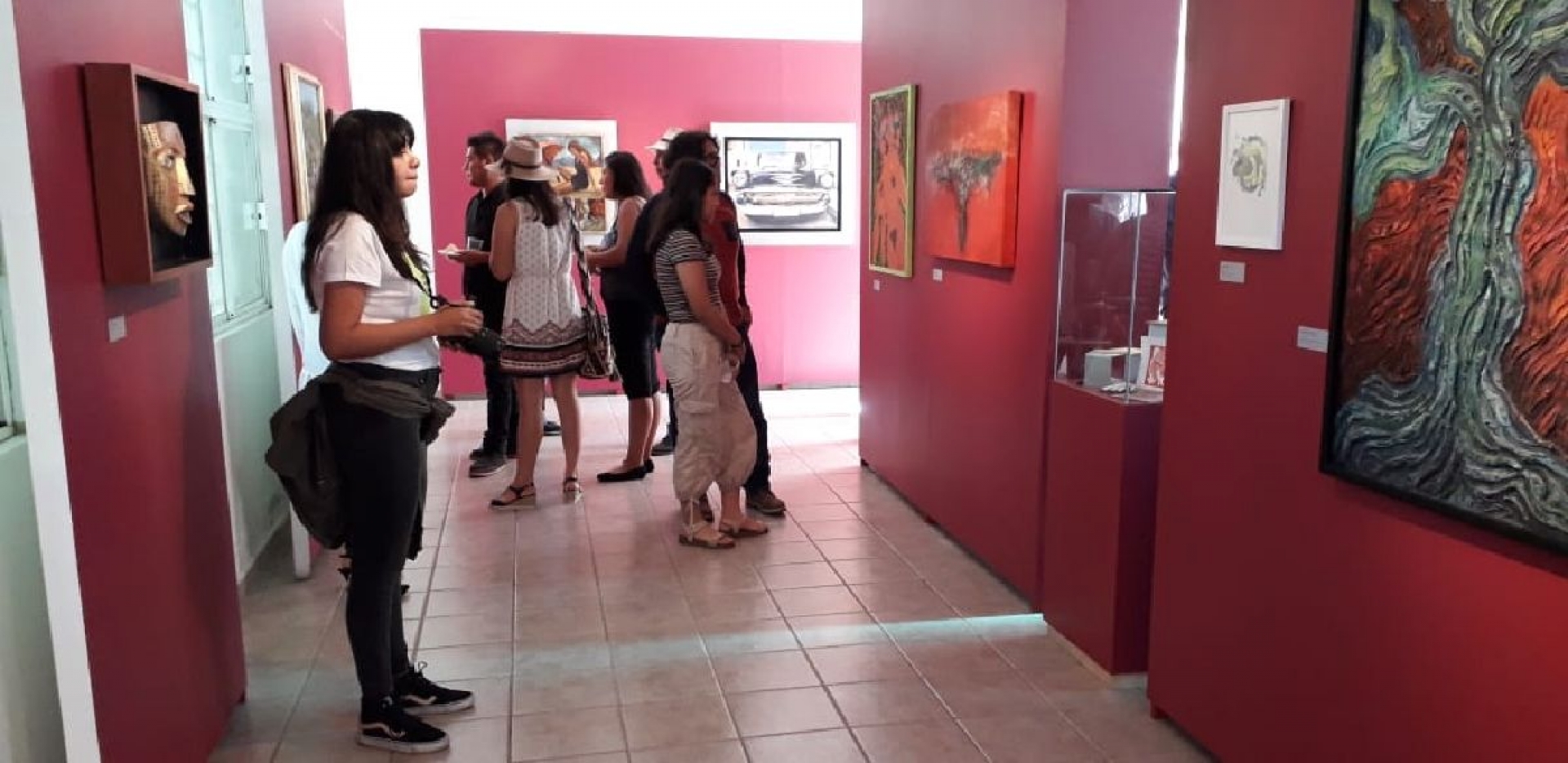 Instalan muestra de artes plásticas en Coatlán del Río