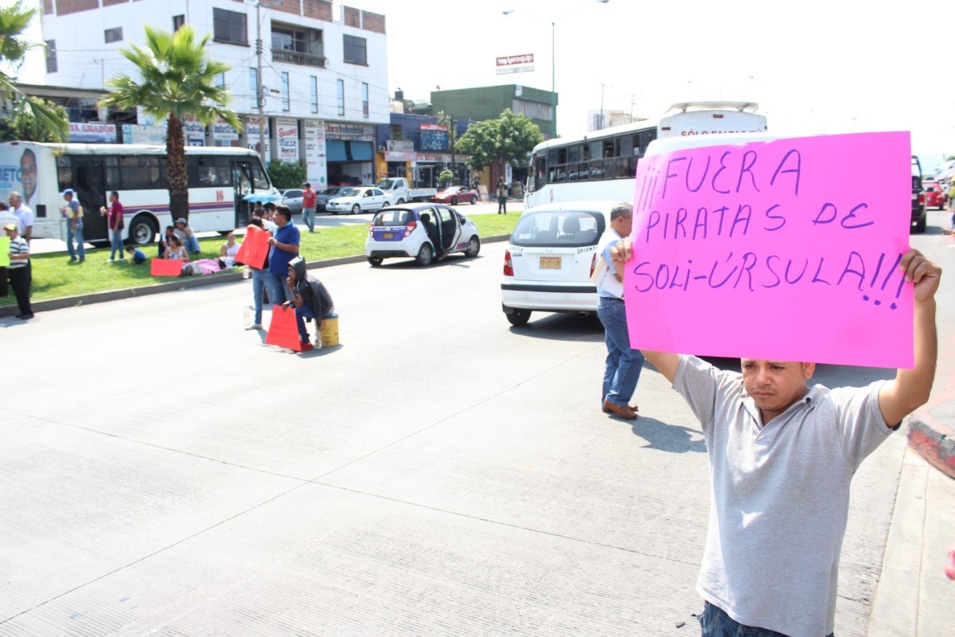 La SMyT dice que hará estudio para justificar permisos en Temixco