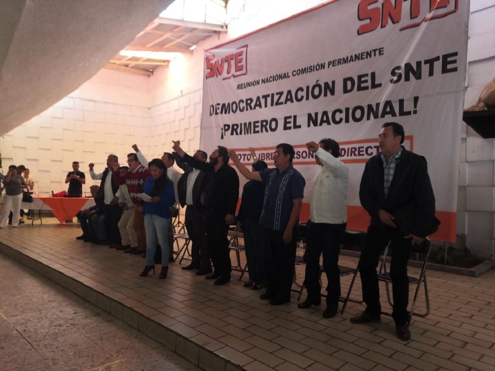 Pactan acuerdo nacional contra líder del SNTE