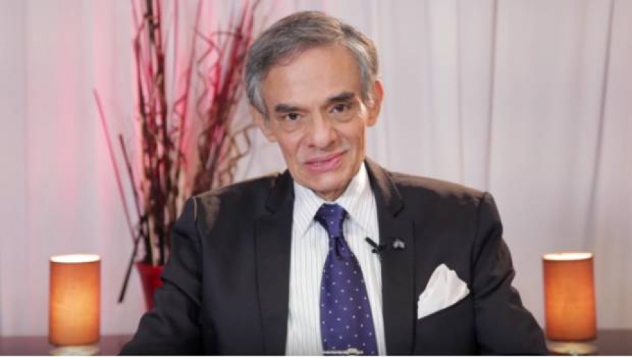 Vuelven a hospitalizar a José José