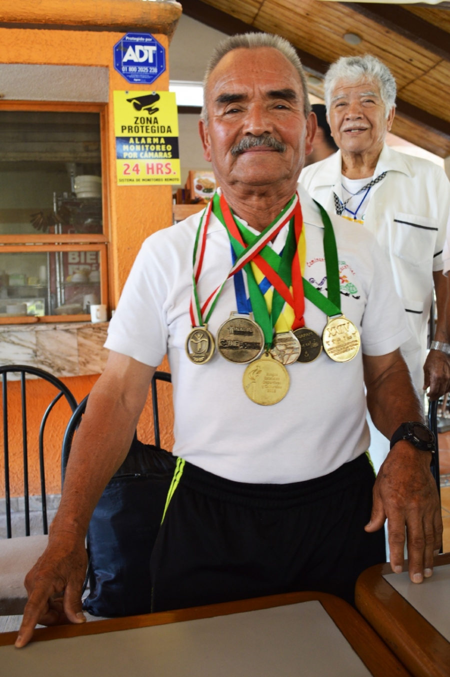 Adolfo, el campeón