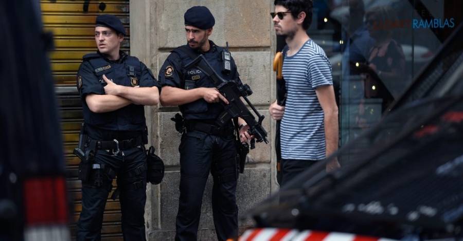 Terroristas preparaban un ataque mayor en Barcelona, confiesa uno de los detenidos