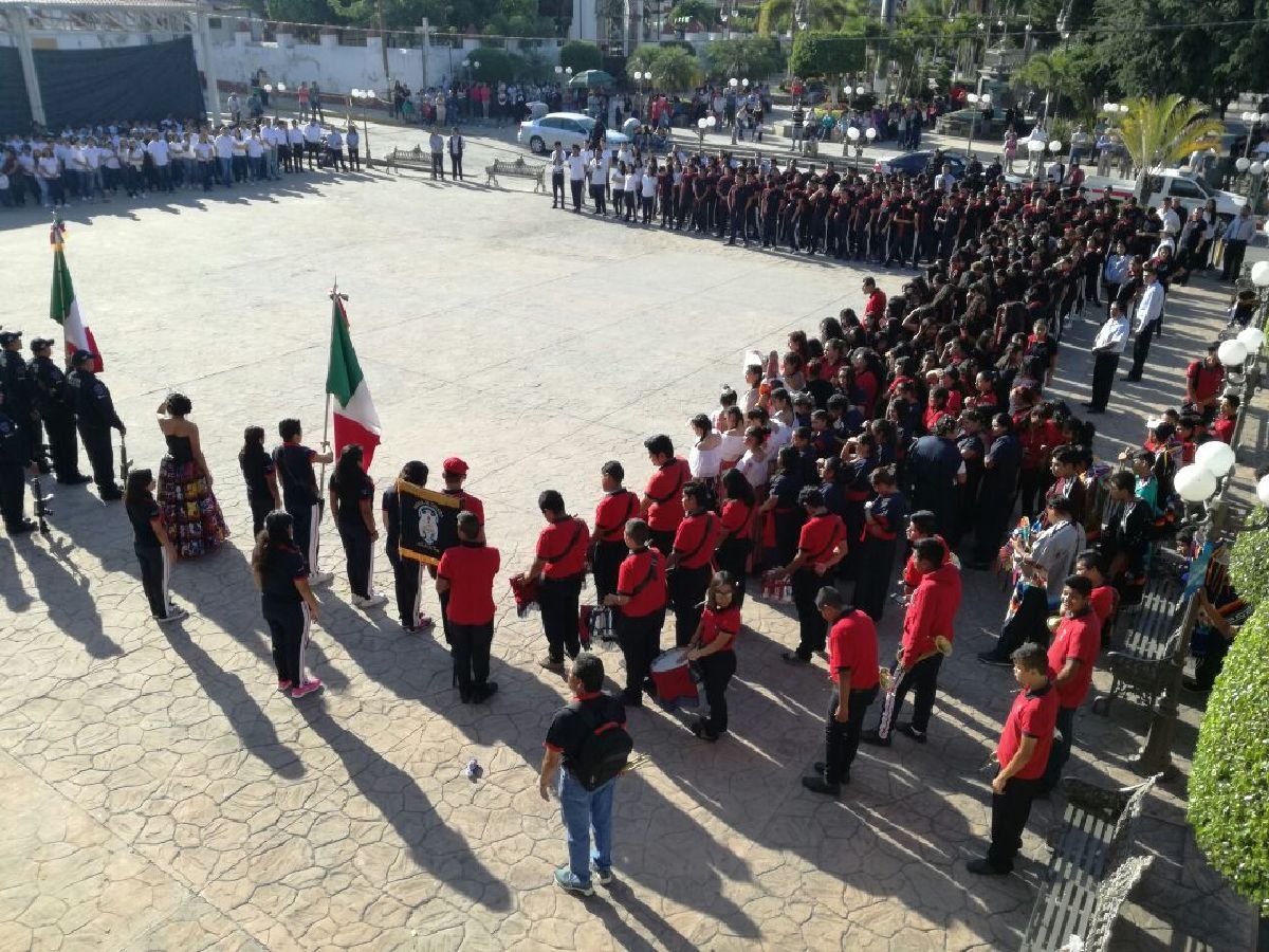 Conmemoran 107 aniversario de la Revolución Mexicana en el surponiente