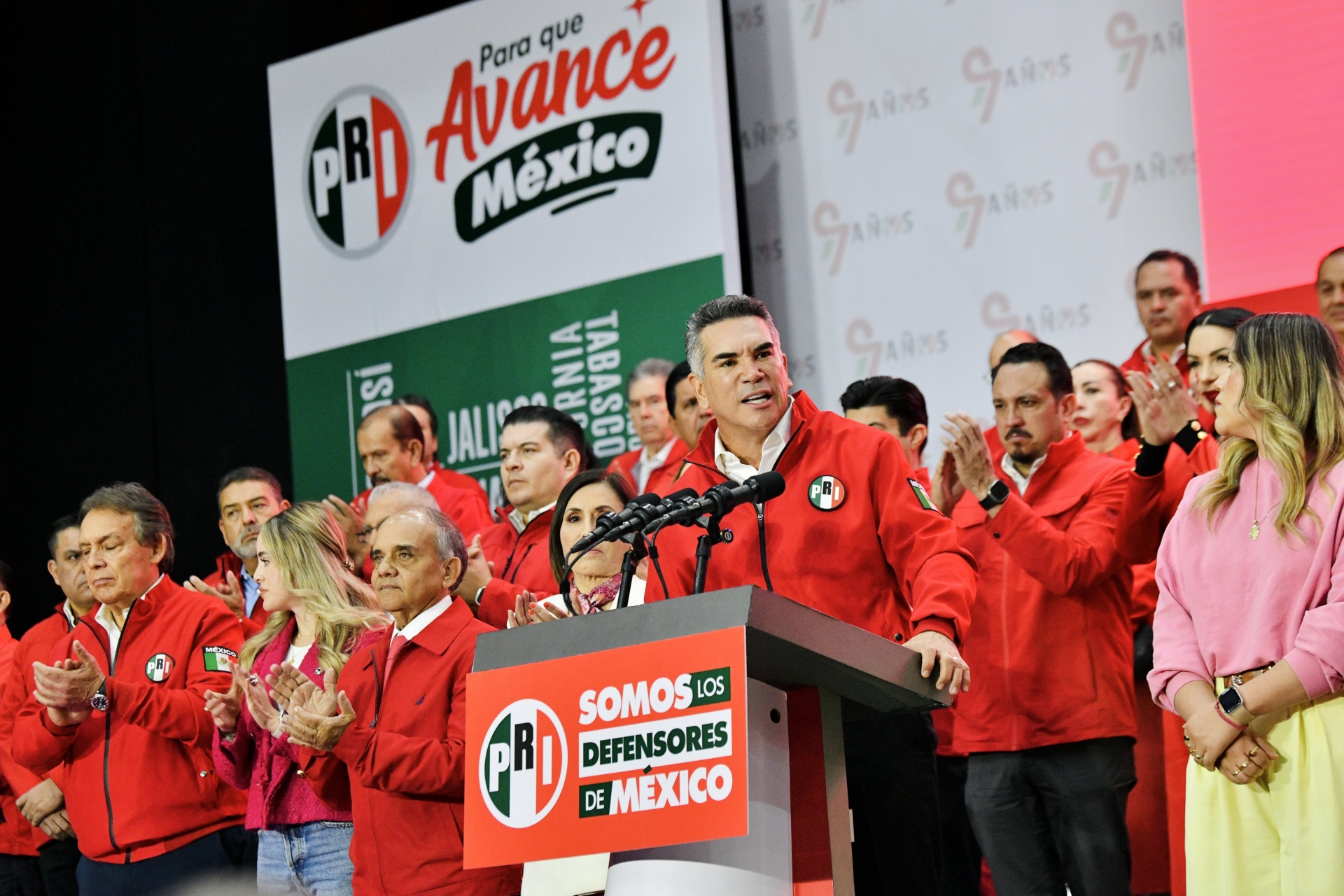 Alito Moreno presenta 'Defensores de México'; PRI abre candidaturas sin militancia