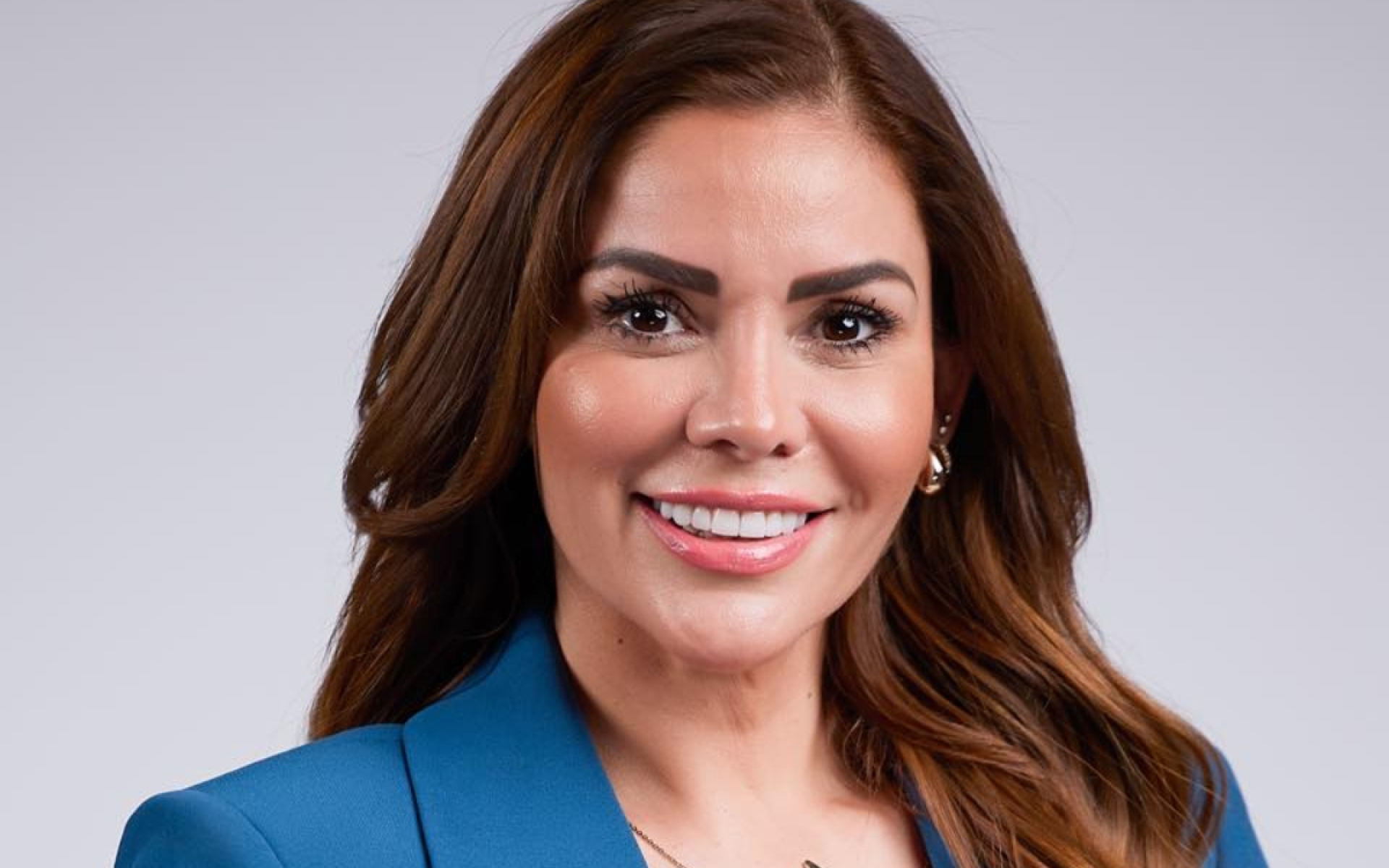 Detienen a Karina Barrón, funcionaria de Monterrey por cohecho y falsificación de declaraciones