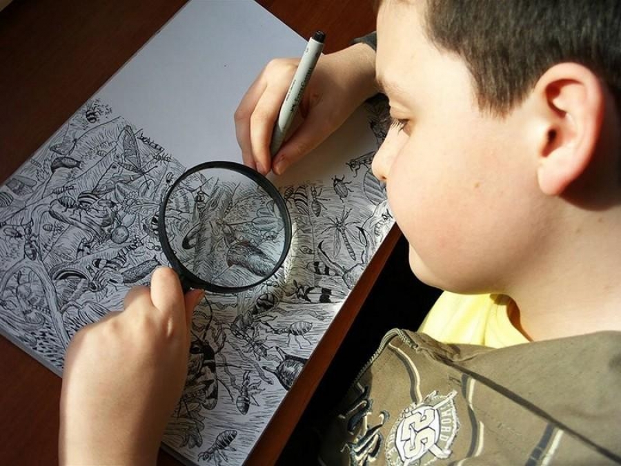 Niño de 11 años crea cuadros increíbles