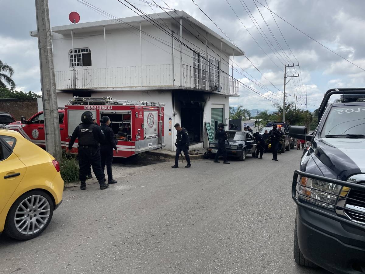 Delincuentes quemaron un taller mecánico