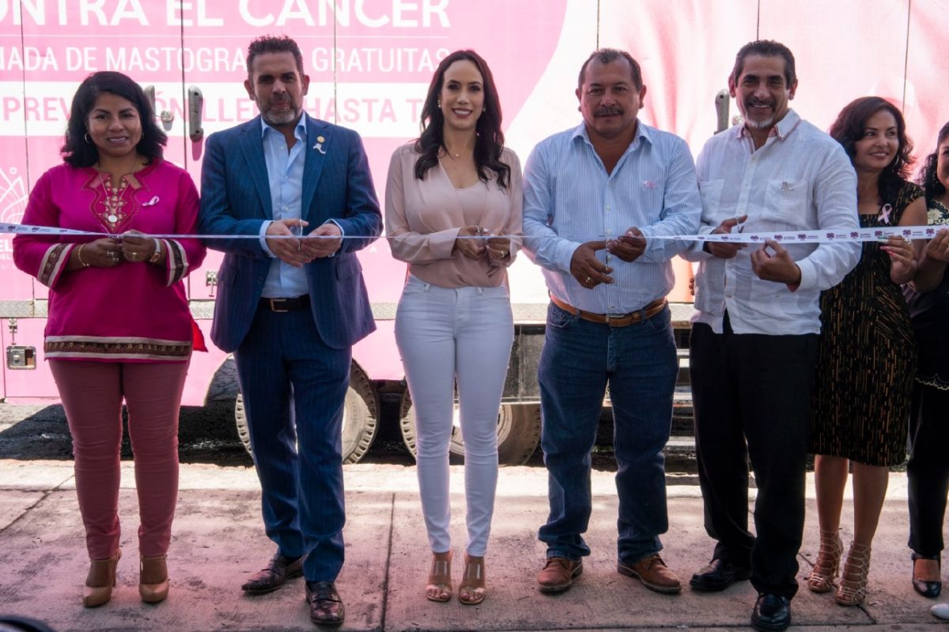 Encabeza Natália Rezende inicio de jornada de mastografías gratuitas