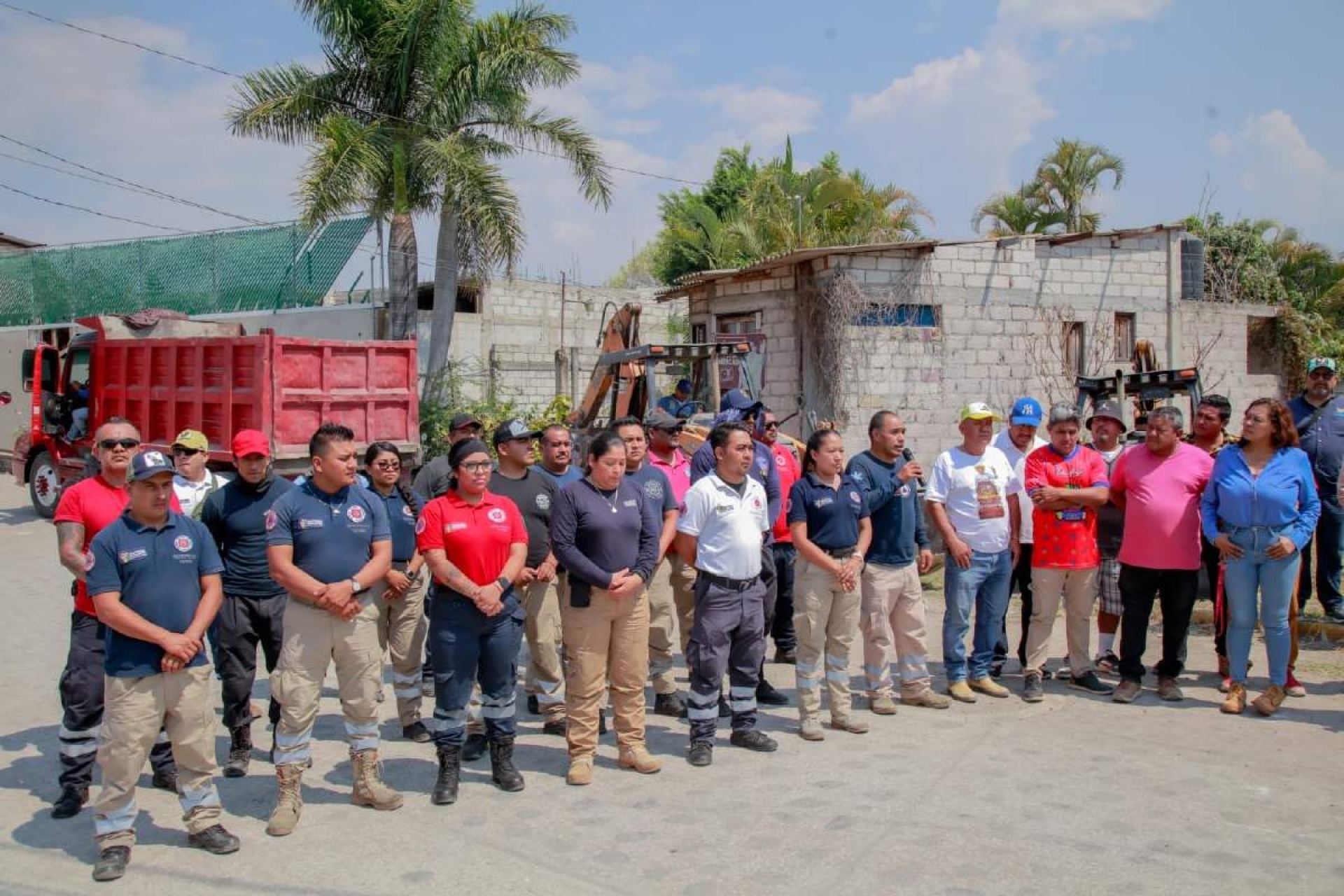 Inicia limpieza de ríos y barrancas en Yautepec