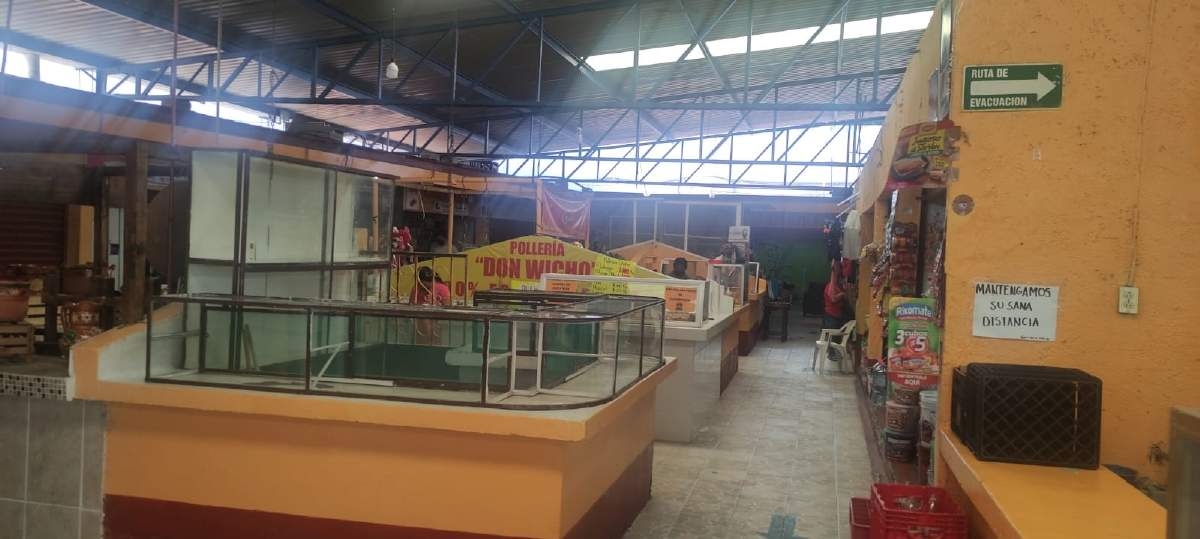 Golpea pandemia al mercado de la Carolina