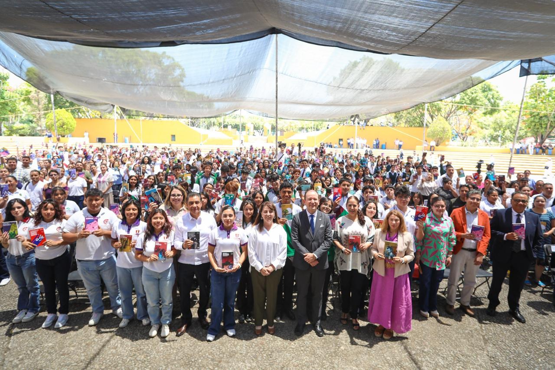 Promueve gobernadora Margarita González Saravia el hábito de la lectura entre niñas, niños y jóvenes