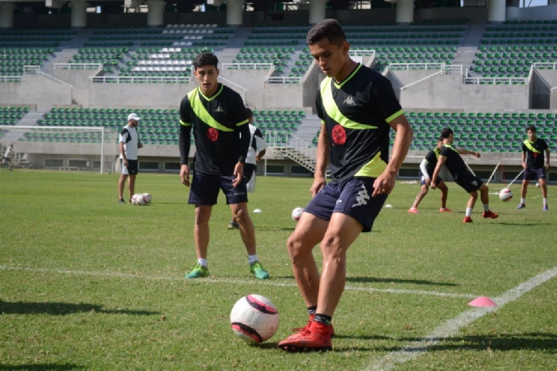Kevin Magaña, listo por si es requerido por el técnico Valiño