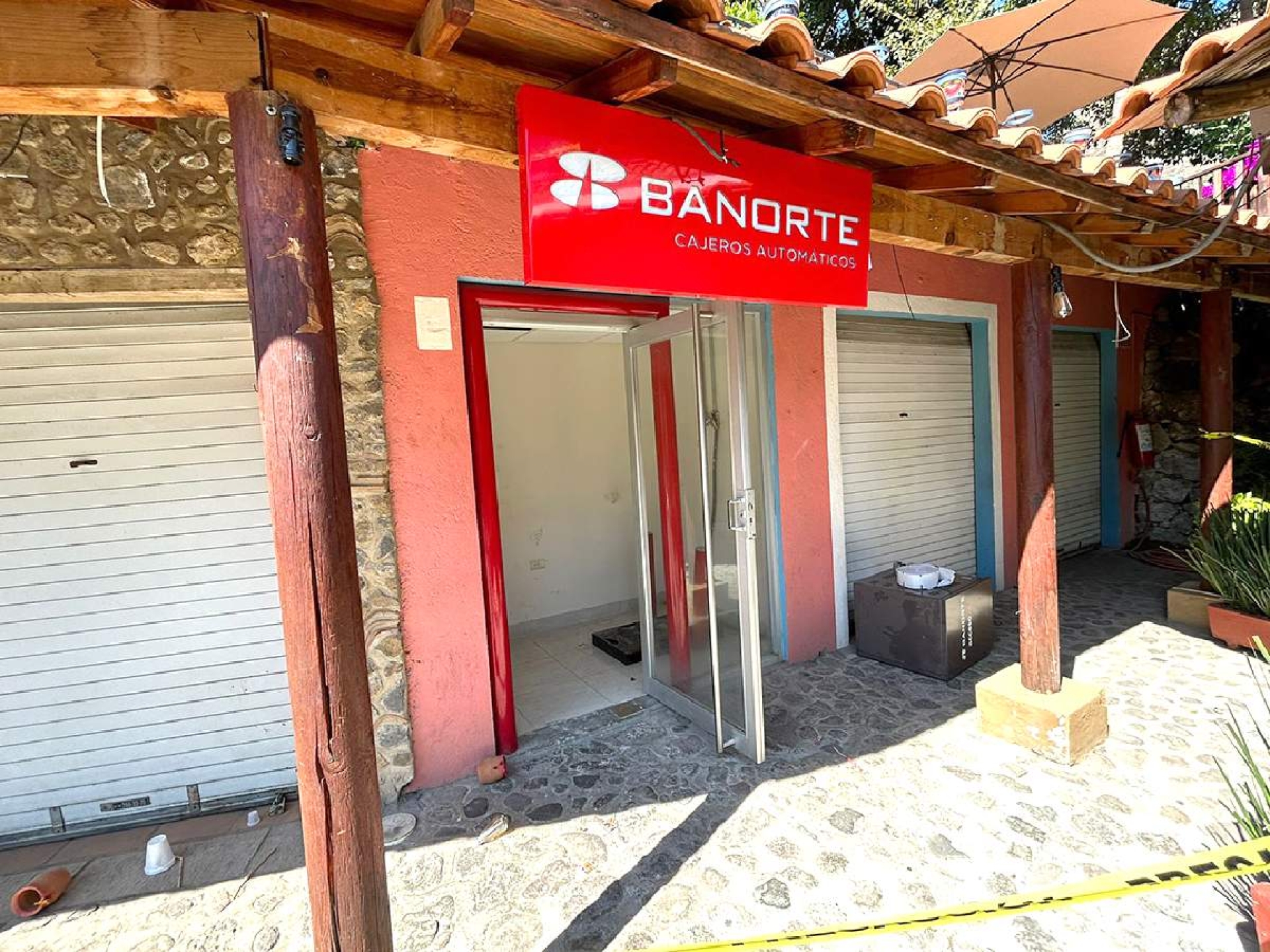 Se robaron un cajero automático en Tepoztlán