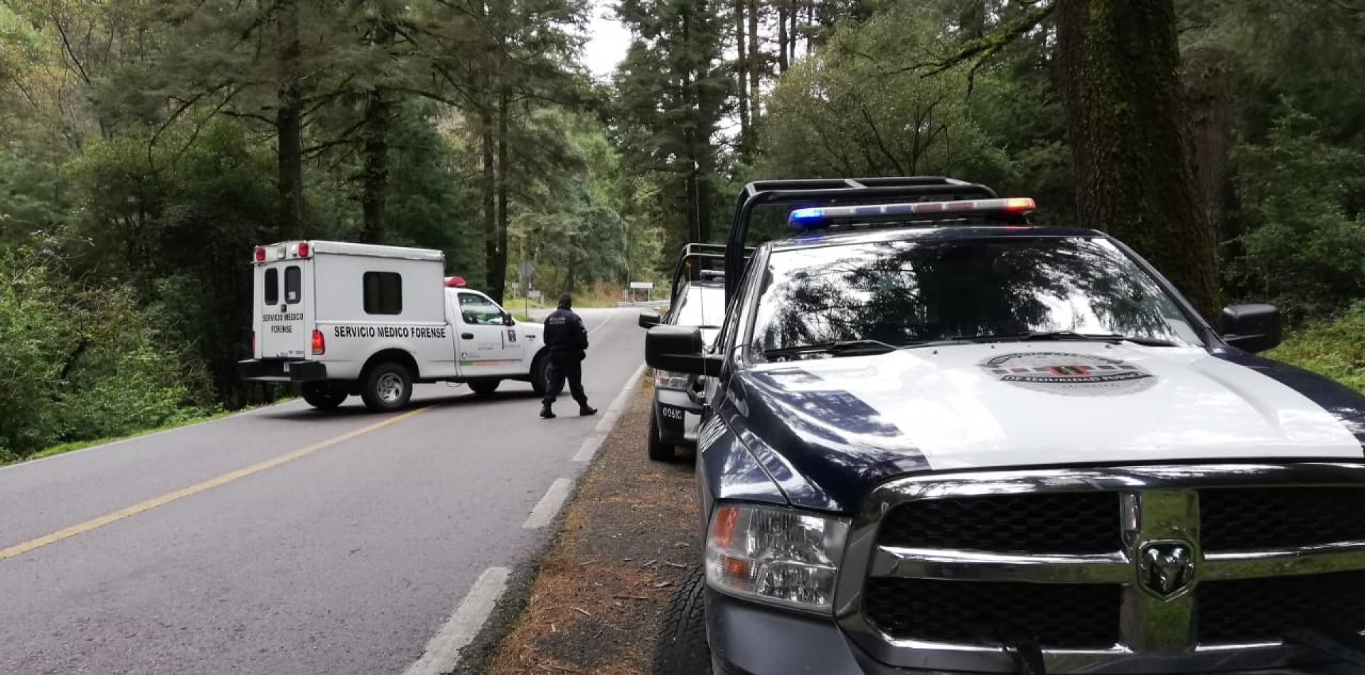 Abandonan un hombre muerto en la carretera Huitzilac-Santa Martha
