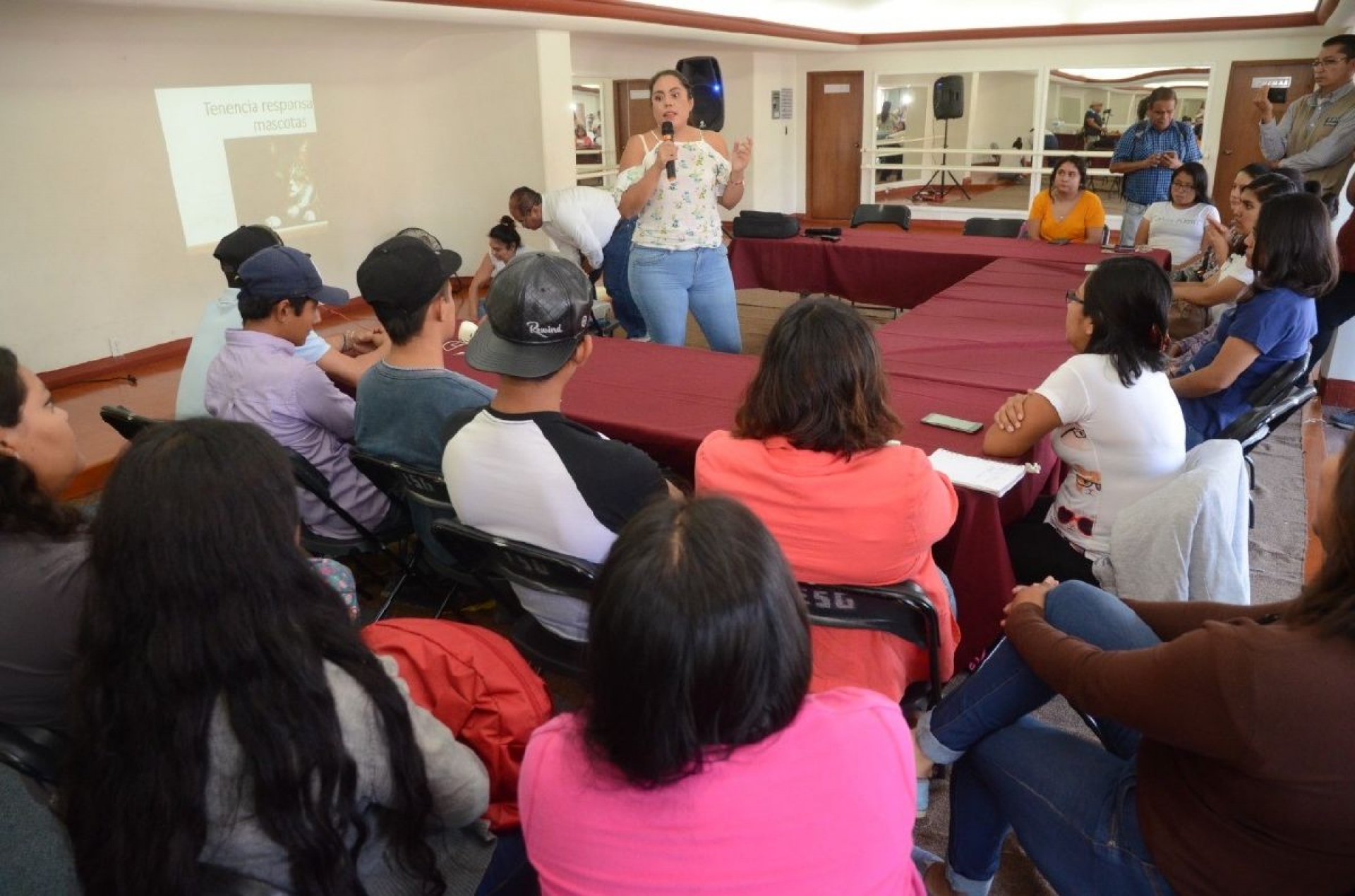 Becarios de “Jóvenes Construyendo el Futuro” impartirán taller en escuelas