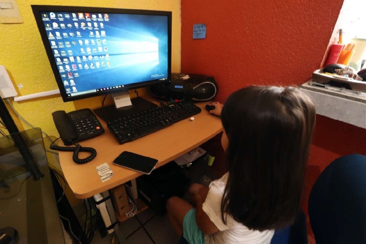 Insumos de limpieza para escuelas están contemplados en presupuesto: Tomasaz