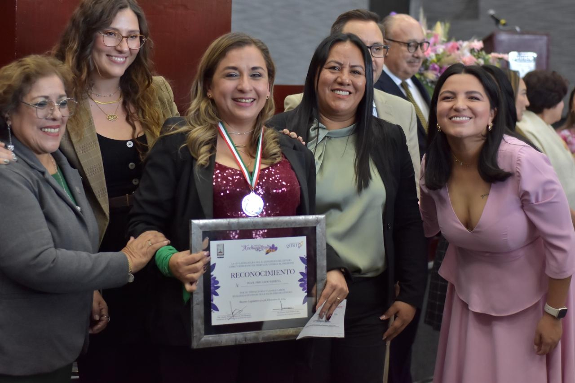 Recibe activista Ixlol Preciado Bahena la 'Presea Xochiquetzalli 2024'